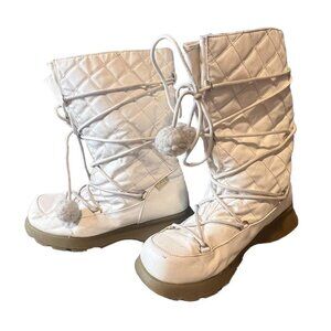 Vintage Mudd White Pom Pom Moon Boots